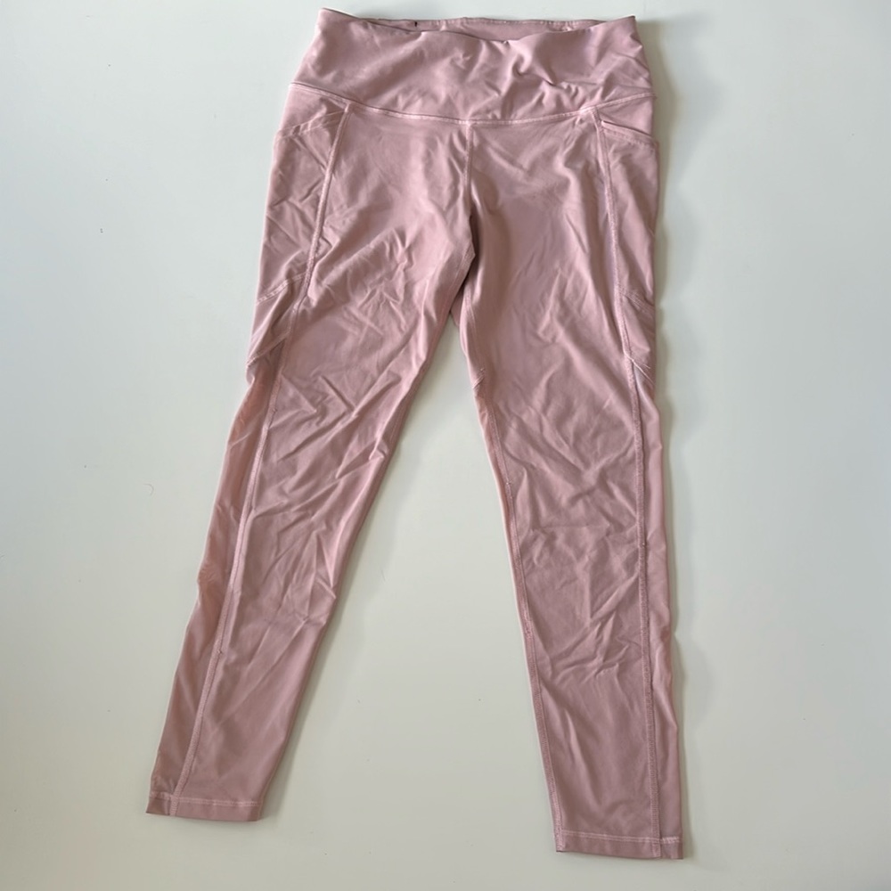 VICTORIAS SECRET KNOCKOUT LEGGINGS PETAL
PINK STASH POCKET SIZE L